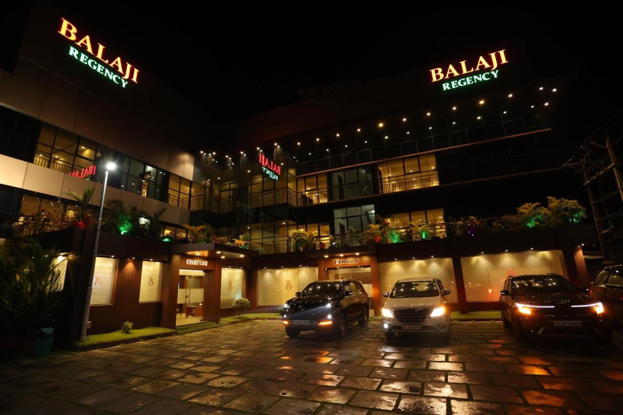 Balaji Regency Kanhangad Kannangad Buitenkant foto