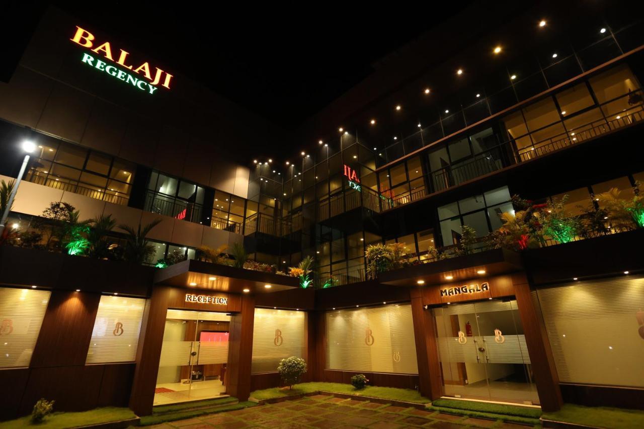 Balaji Regency Kanhangad Kannangad Buitenkant foto