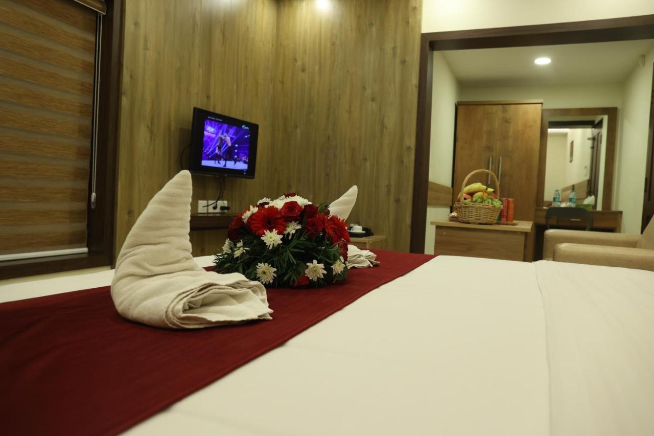 Balaji Regency Kanhangad Kannangad Buitenkant foto
