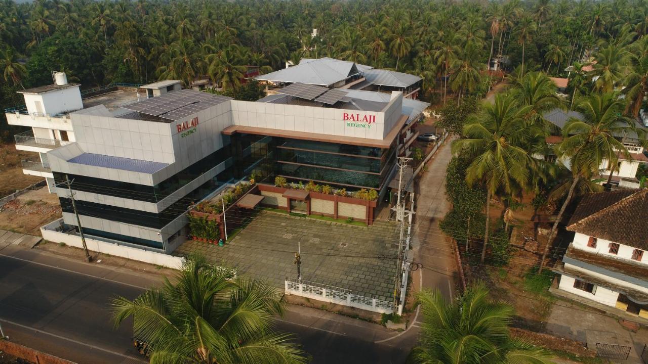 Balaji Regency Kanhangad Kannangad Buitenkant foto