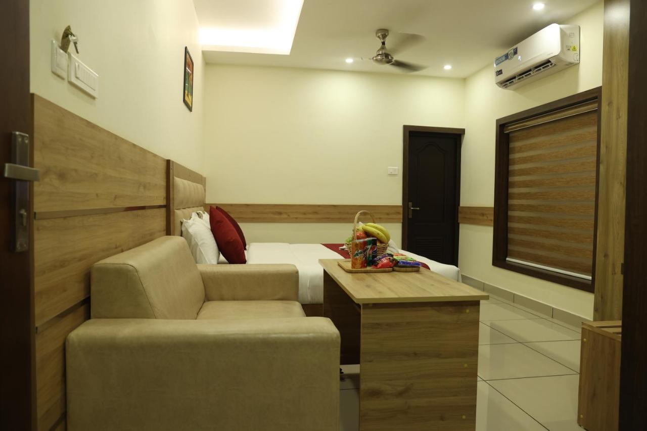 Balaji Regency Kanhangad Kannangad Buitenkant foto