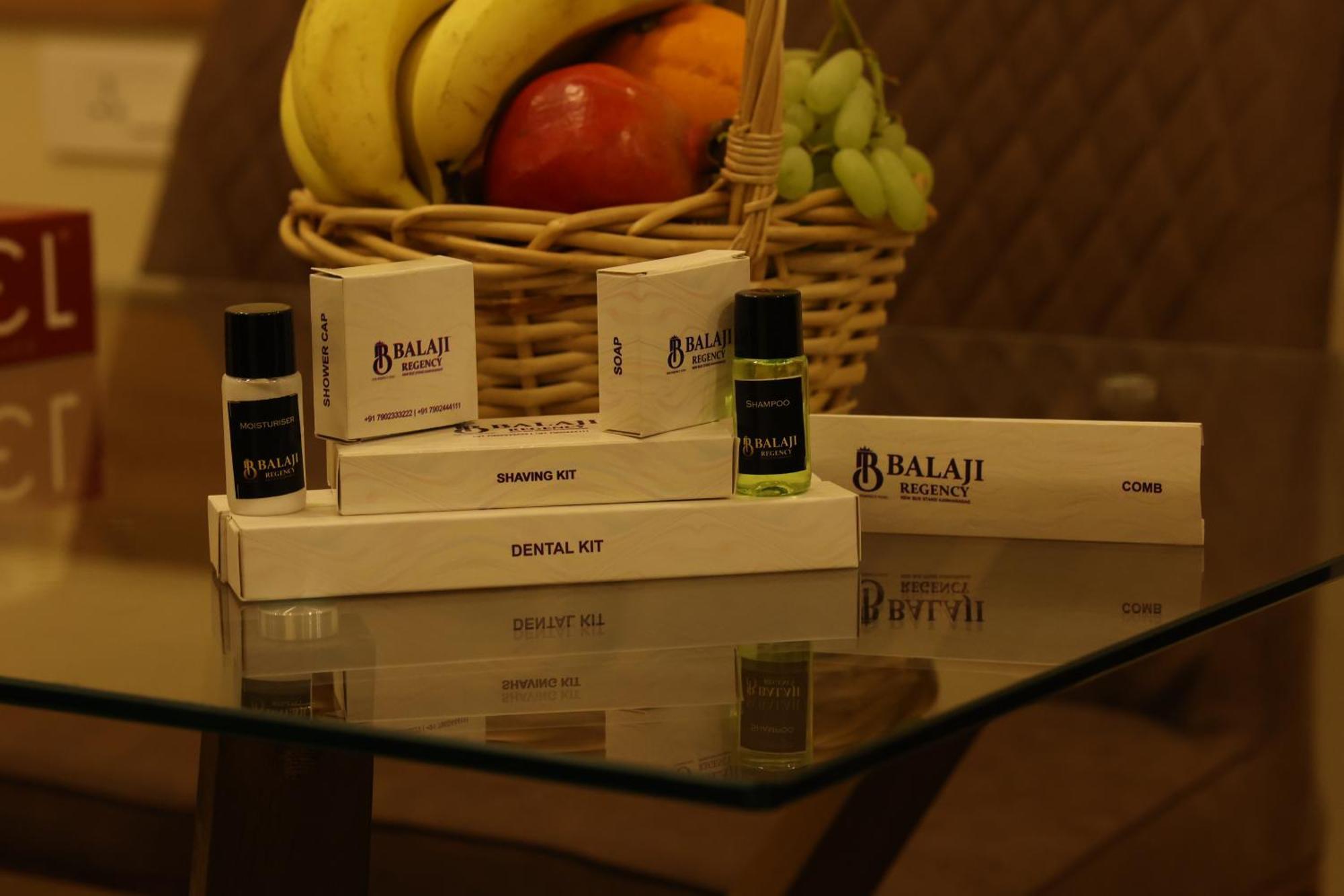 Balaji Regency Kanhangad Kannangad Buitenkant foto