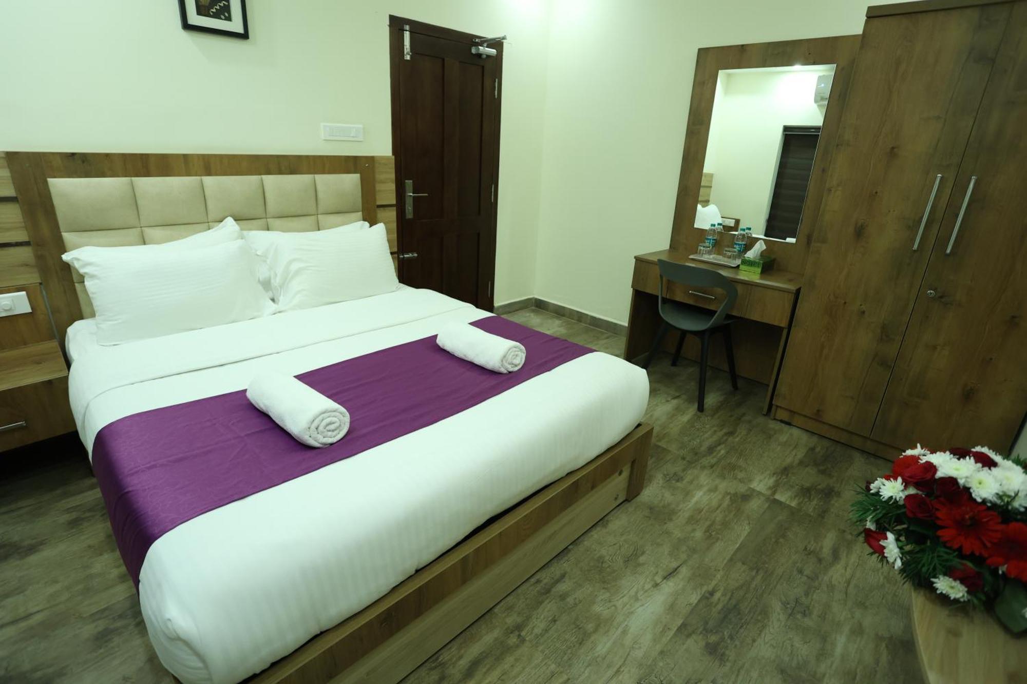 Balaji Regency Kanhangad Kannangad Buitenkant foto