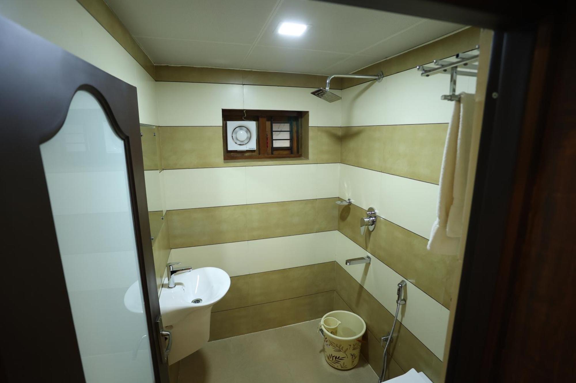 Balaji Regency Kanhangad Kannangad Buitenkant foto