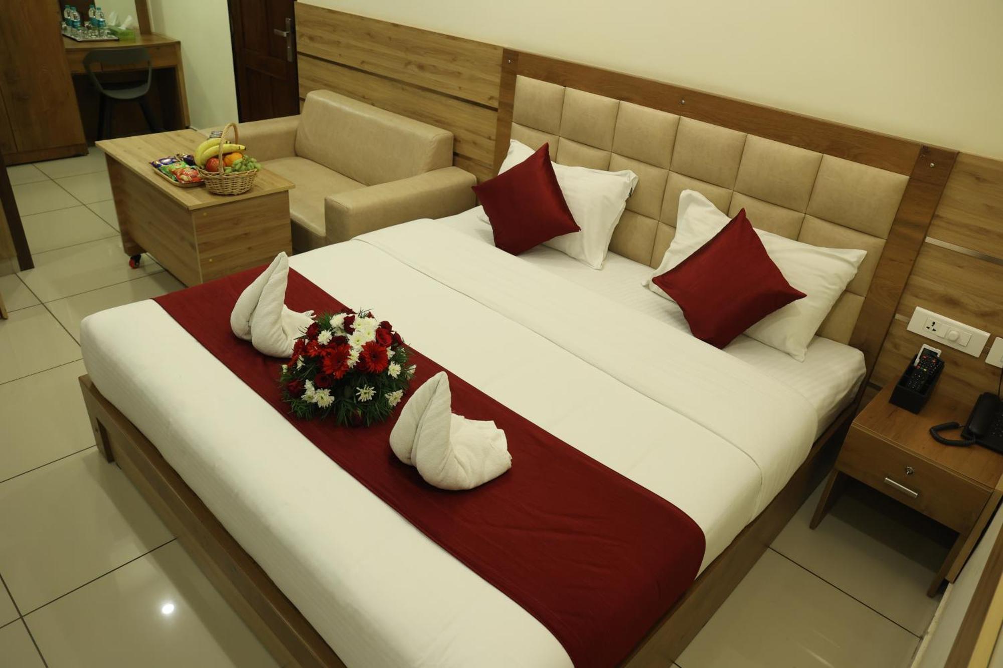 Balaji Regency Kanhangad Kannangad Buitenkant foto