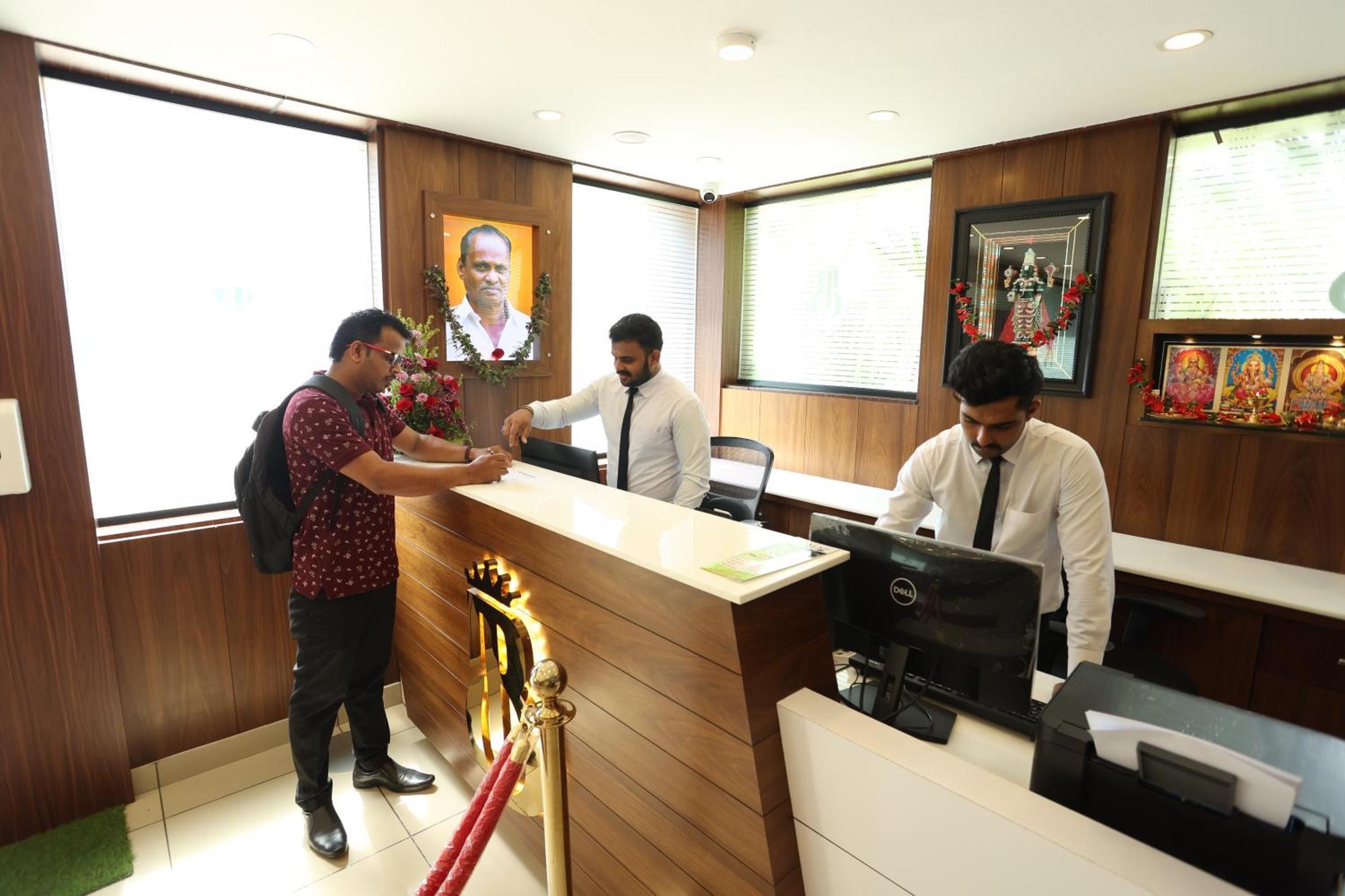 Balaji Regency Kanhangad Kannangad Buitenkant foto