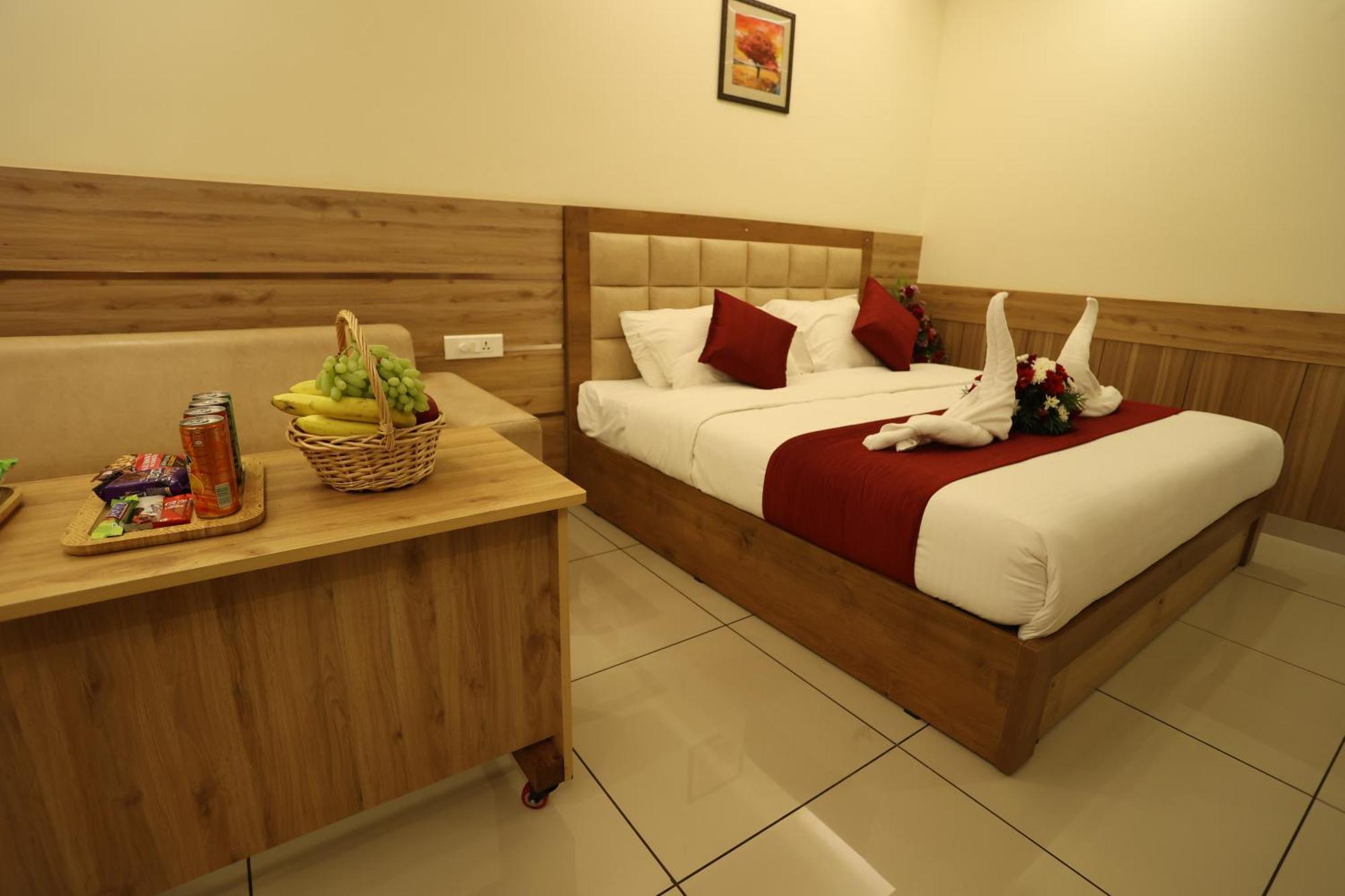 Balaji Regency Kanhangad Kannangad Buitenkant foto