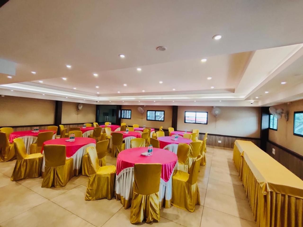 Balaji Regency Kanhangad Kannangad Buitenkant foto